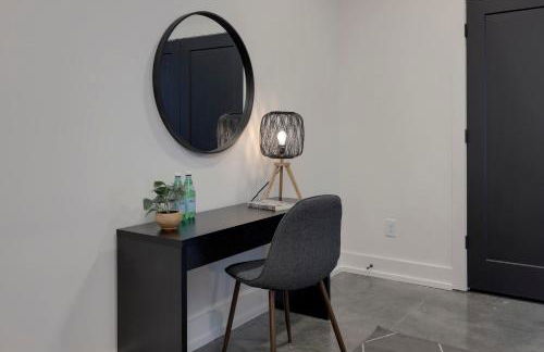 Skyline Luxury - Rooftop Deck- King Suites-Garage - Foto 17