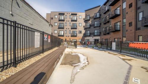 Luxury Lil' Italy 2BR, Sleeps 6 Free, Parking Gym - Foto 2