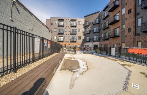 Luxury Lil' Italy 2BR, Sleeps 6 Free, Parking Gym - Foto 2