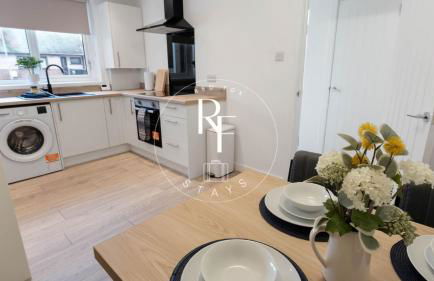 The Den at the Harbour - Photo 6