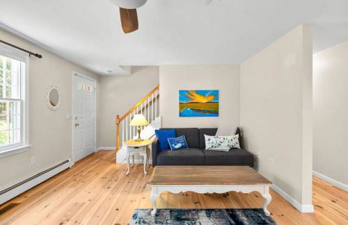 Gorgeous Home 1 mile to Beach and near Cape Cod Bikepath - Foto 32