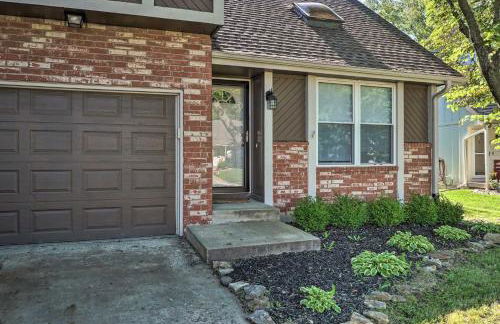 Modern Townhome with Fireplace Near Stoll Park - Foto 3