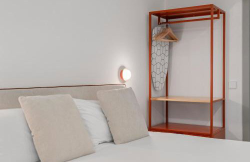 Confort y Ubicación en Madrid - Santero Suites - Photo 3