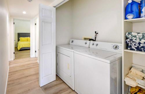 Mtn-View Poolside Oasis! Palm Springs Festival HQ - Foto 27