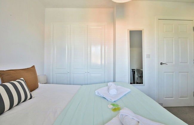 2 Bed House Near Beach with Free Parking - Foto 48