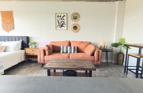 Scenic Serenity, dtown, gym, free parking - Foto 12