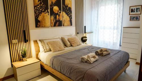 House 105 Suite Apartment - Photo 1, towels