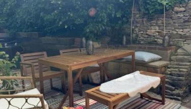 Boho Chic Cottage & Wild Garden nr Soho Farmhouse - Foto 4, Garden, Garden view