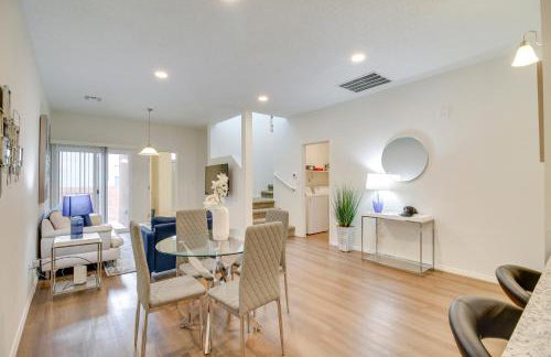 3 Mi to Old Town Albuquerque Townhome with Yard! - Photo 2