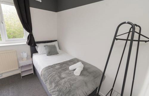 Contractors-Relocation-Free Parking-M5 Junction2 - Foto 2