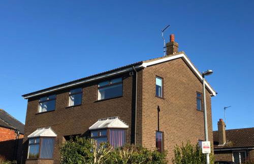 Number One - Fully Equipped Self Catering Four Bedroom House next to Dunedin, 15 mins to Spurn, 20 mins to Saltend, 12 mins to Easington - Foto 17