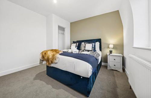 Bude Road Cosy and Modern Retreat Transport Link 4 BR By AltoLuxo Short Lets & Serviced Accommodation - Foto 26