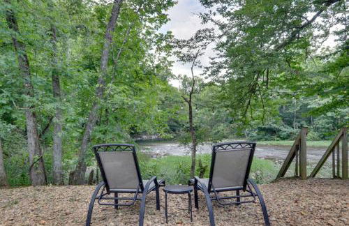 Riverfront Couples Retreat in Smoky Mountains! - Foto 20