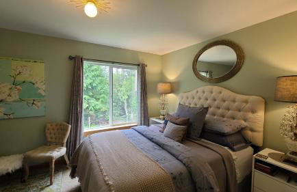 Mt Rainier Way Bedroom with Private Full Bath - Foto 5