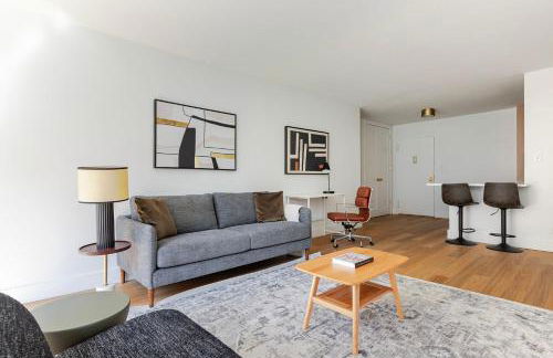 Blueground Yorkville pool nr Carl Schurz Park NYC-2094 - Foto 2