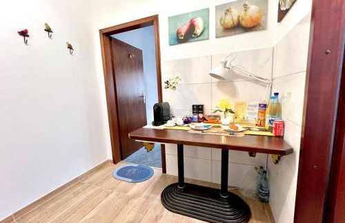 Stylish, Cozy & Quiet Apartment with one and half rooms in District 1 - Foto 28