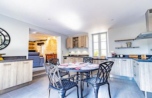 Villa avec piscine sur le domaine d'un château - Foto 9