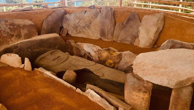 Tour privado por las zonas arqueológicas de San Agustín + Salto del Moriño - Foto 3, Estatuas de piedra en San Agustín
