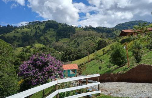 Chalé Som do Riacho e Chalé Riacho Sereno, com Hidromassagem e Lareira á 20 minutos de Gonçalves-MG - Photo 29