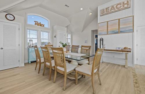 Blue Moon - LUX Oceanfront Pool Hot Tub Theater - Photo 24