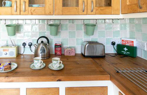 Charming terraced cottage close to Alton Towers - Foto 9