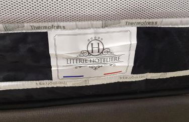 100m2 2 chambres 8 personnes - Grand parking et terrasse privée - Proche CDG-Parc expositions-Paris-Astérix-Disney - Foto 9