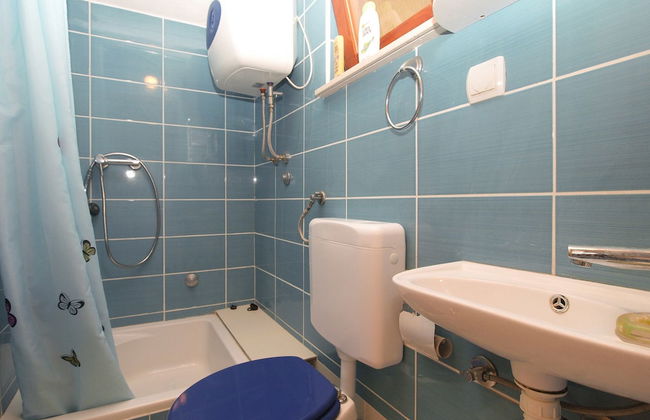 Apartment 1665 - Photo 27