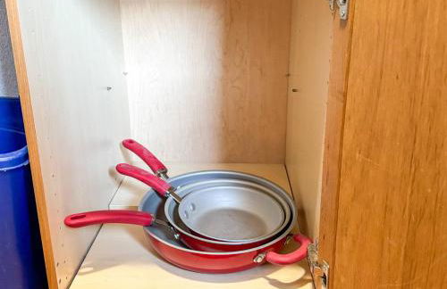 Manchester -Queen beds - Mins to MHT - W/D in Unit - Foto 35