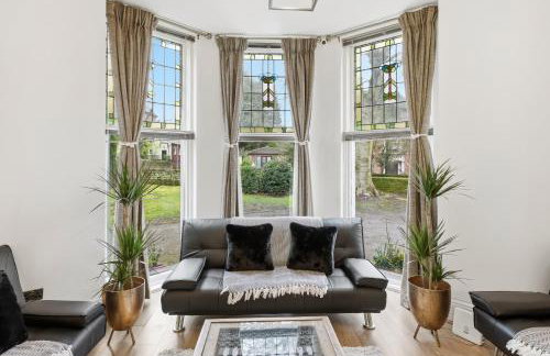 NEW Apartment with Pool Table and Parking Sleeps 7 - Foto 23