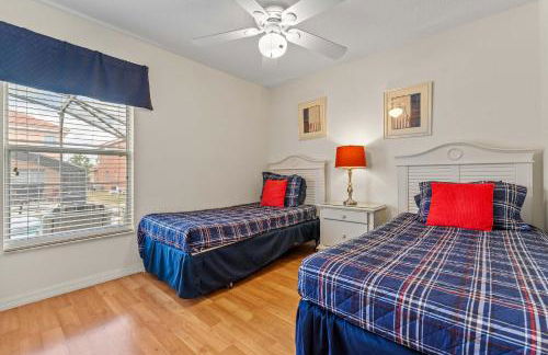 Sunkist Getaway - Photo 18