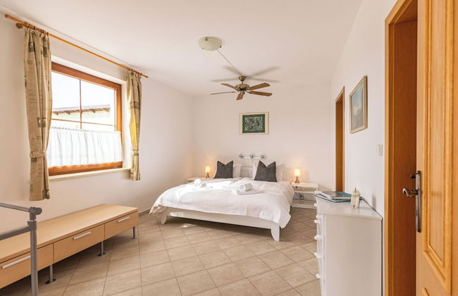 Luxury 10-bed Villa With View, Pool, Playground - Foto 6