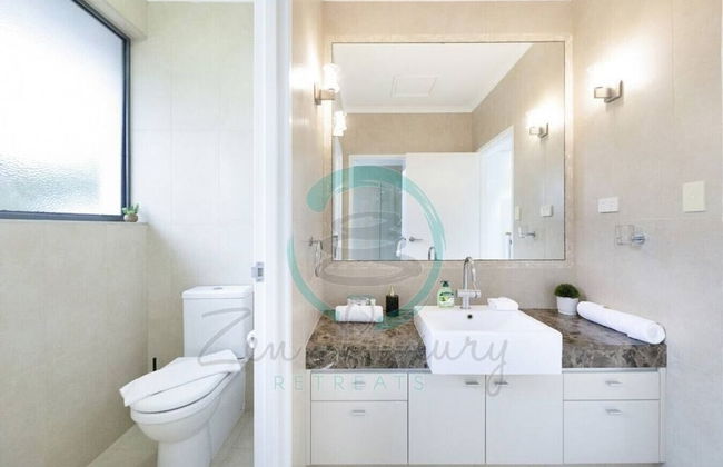 ZENLUX INFINITY - 4BR with Private Pool - Foto 31