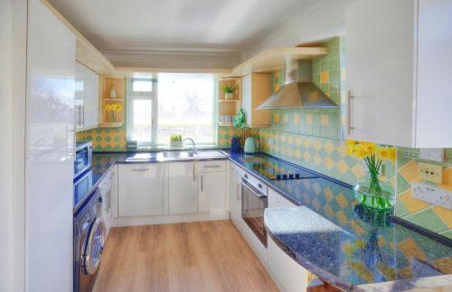 Seaside spacious 4 BR Nr Town centre pet friendly sailing & open golf course - Foto 6