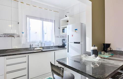 PS6: Casa Bem Localizada, com Ar e Super Completa! - Foto 2