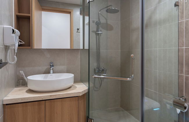 Moonlit Suites Hotel - Photo 72