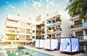 Apartamento Novinho na Praia de Palmas em Gov Celso Ramos - Photo 1