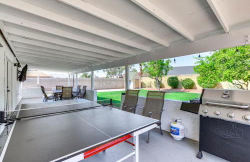 Pool, Basketball and BBQ! Glendale Group Getaway - Foto 1