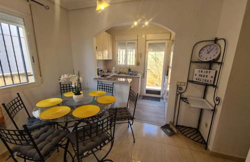 Velo Villa w/ A/C, free Wi-Fi & Pool near Benidorm - Foto 32