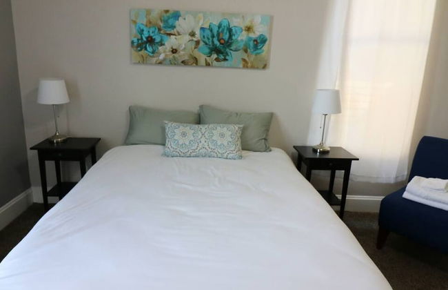 Windsor Park Pad apt 2 min to Mass Ave With AC - Foto 3