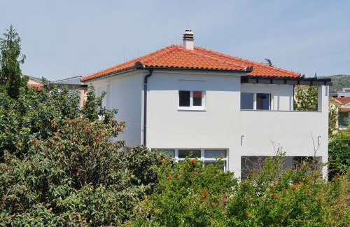 Apartmani Mistral - Photo 13