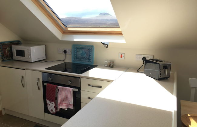 Skye Getaways - Photo 11