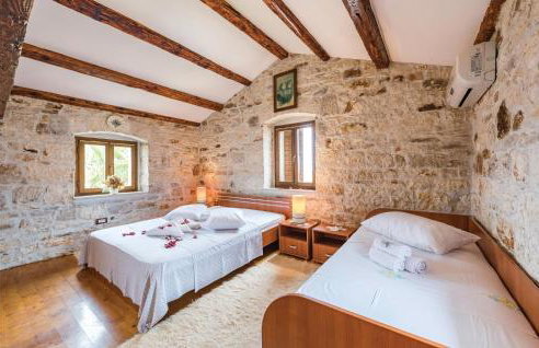 Lovely Home In Visnjan With Wifi - Foto 26