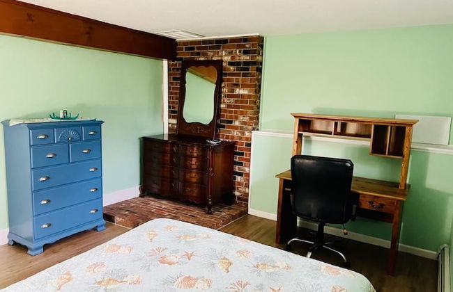 Hadley Amherst Location Explore the Valley Colleges - Foto 21