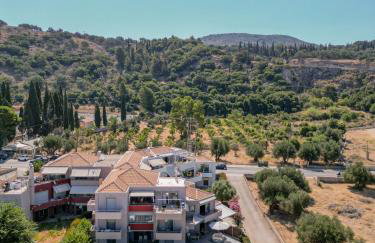 Boutique Saline Apartments - Green - Photo 30