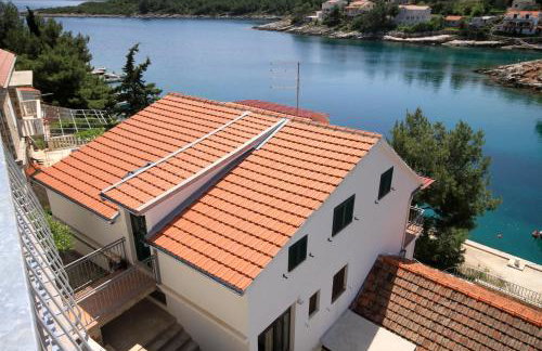 Apartments by the sea Basina, Hvar - 4599 - Foto 2