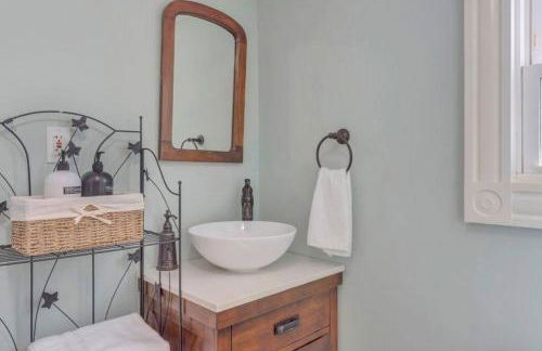 Huge Farmhouse with Heated Pool for Vacations and Retreats - Foto 53