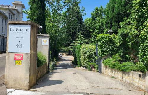 Au Centre de Villeneuve-lès-Avignon - Photo 17