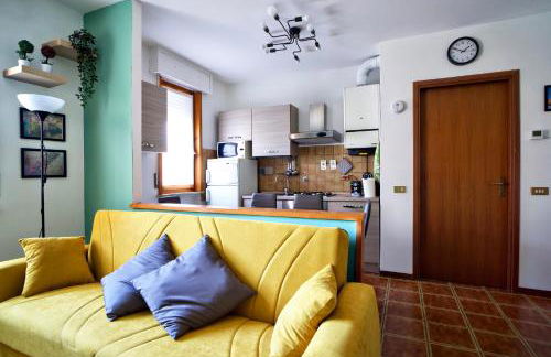 Casa Zoe Apartment Free parking,self check in & free wi fi - Photo 11