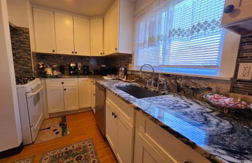 Charming Stay - Perfect for Groups, FREE Parking, 3 Beds - Foto 22