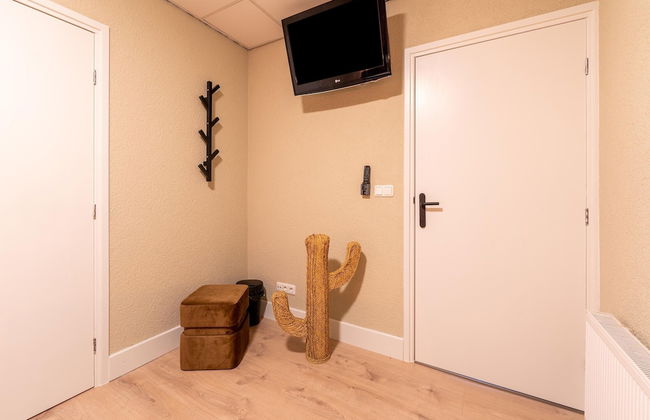 Luxury Apartment in Schin op Geul with Hot Tub & Sauna - Photo 34